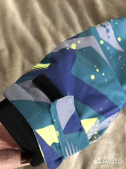 Демисезонный костюм для мальчика новый