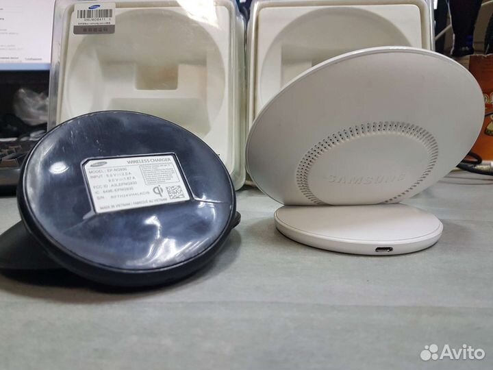 Беспроводная зарядка Samsung