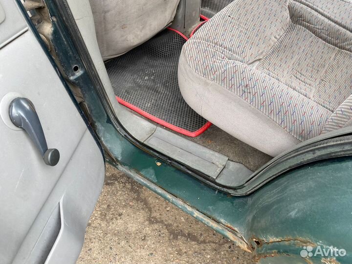 Накладки порогов внутренние Chevrolet Blazer 2 S15