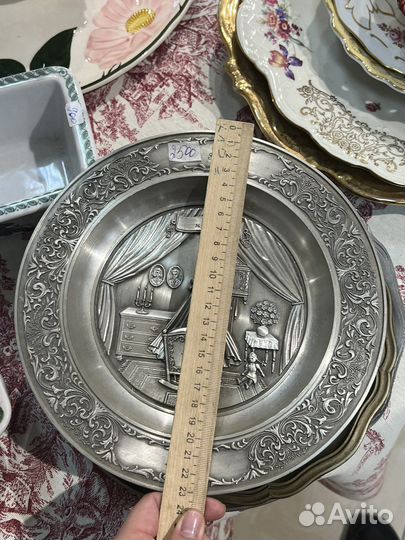 Настенные декоративные тарелки, Олово.Винтаж