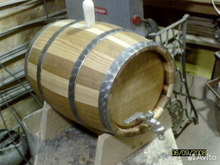 Бочка дубовая с ясенем 10л