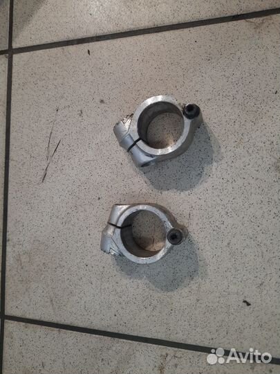 Кронштейн клипонов Honda vf 1000