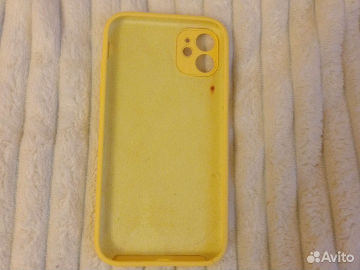 Оригинальный чехол на iPhone 11