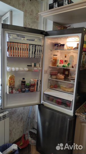 Продам холодильник