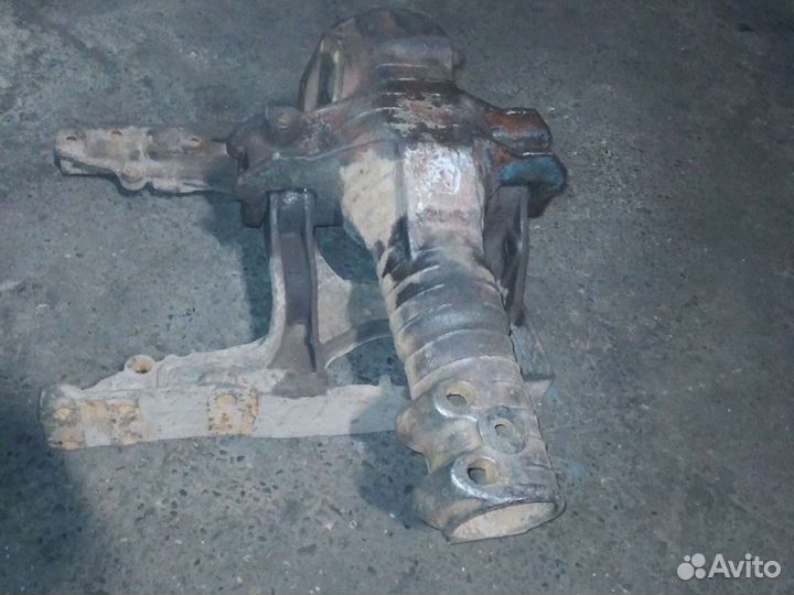 Корпус пер.моста мтз-82 старого образца