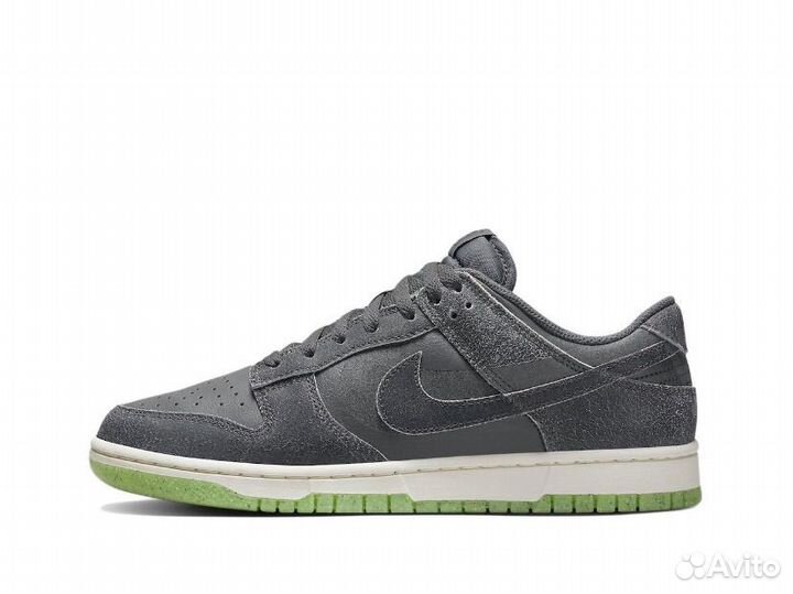 Nike dunk low prm 