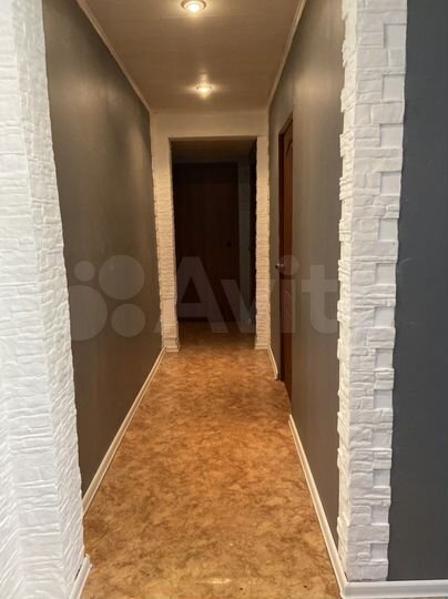 2-к. квартира, 48 м², 5/5 эт.