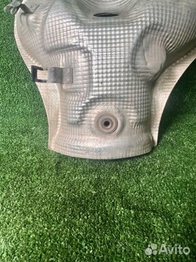 Тепловой экран Kia K5 DL3 G4NA 2021