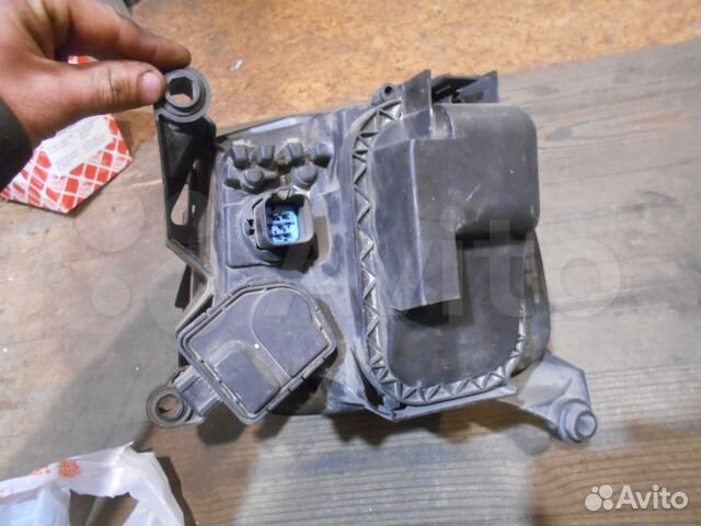 Фара передняя правая Ford Scorpio 2 1994-1998