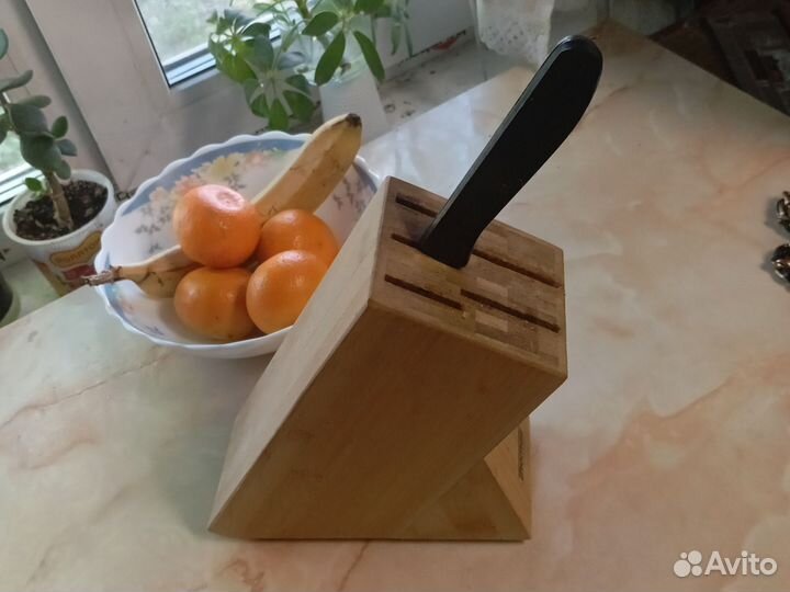 Подставка для ножей деревянная