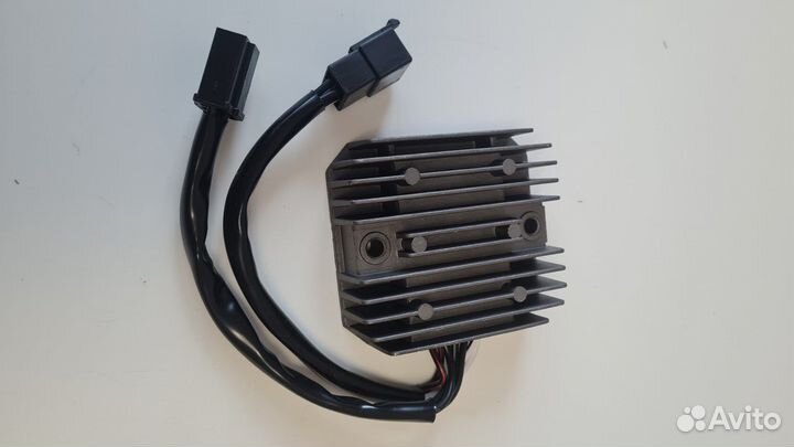 Реле-регулятор Honda VRX400, Steed, NV400, VT600C