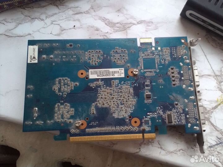 Asus GeForce 7600gt 256mb