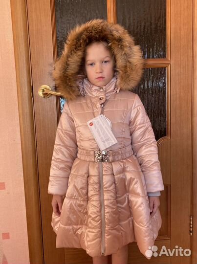 Пальто зимнее на девочку новое