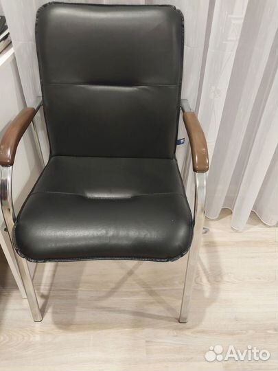 Продам кресло бу