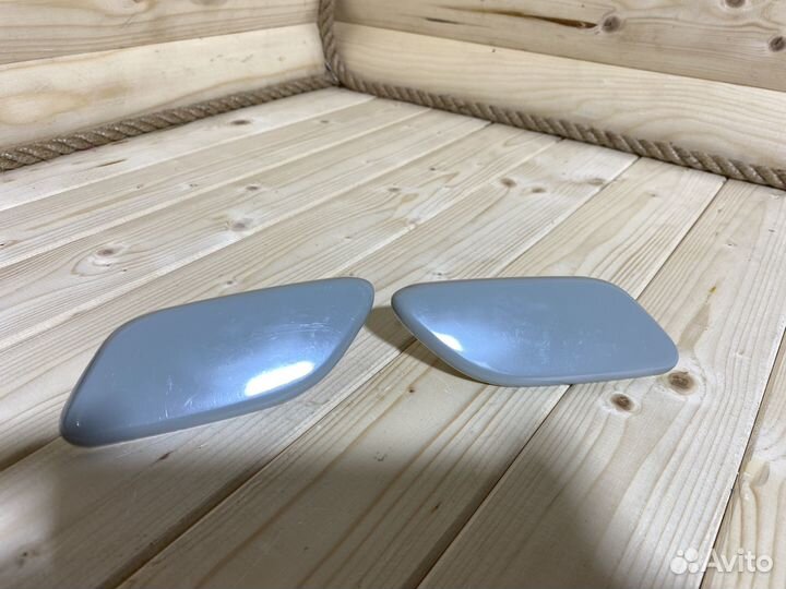 Крышка омывателя фар Mazda 3 BK 2003-2008 комплект