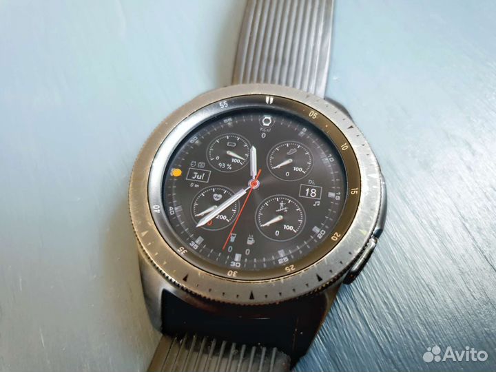 Смарт часы Samsung Galaxy Watch 42