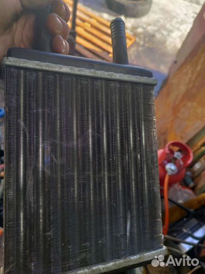 Радиатор отопителя 31105