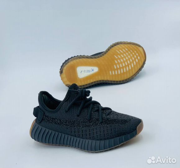 Adidas yeezy boost 350 детские чёрные разм. 33