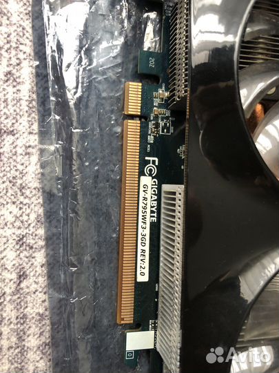 Видеокарта gigabyte Radeon HD 7950 3GB gddr5