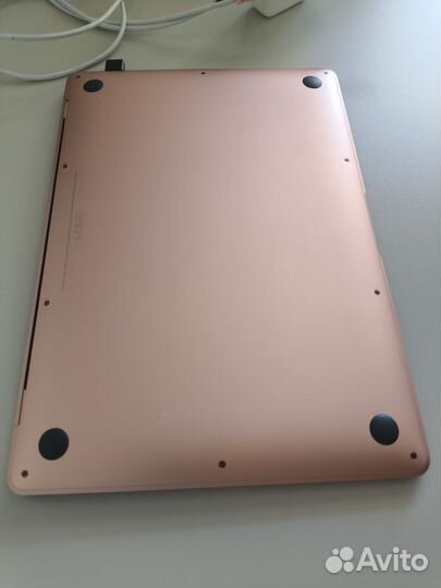 MacBook air 2020 i3