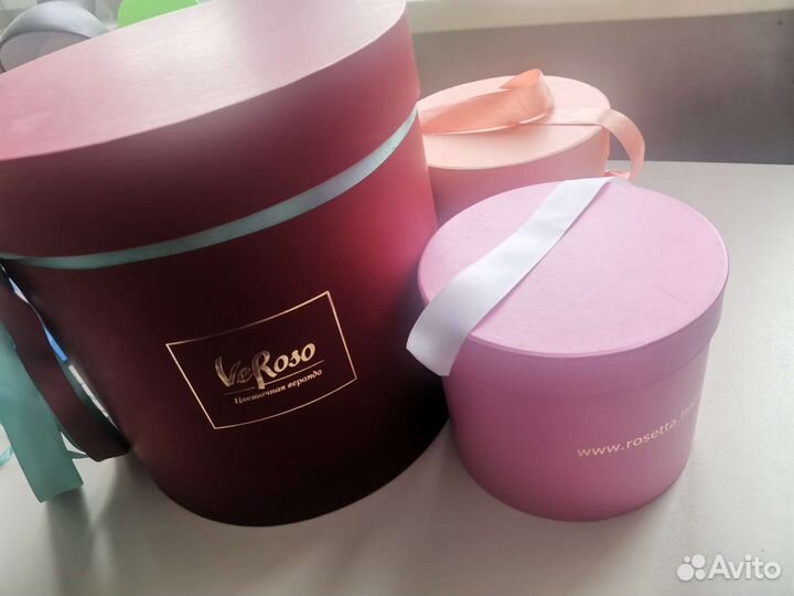 Коробка подарочная круглая большая