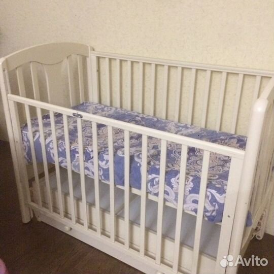 Детская кроватка