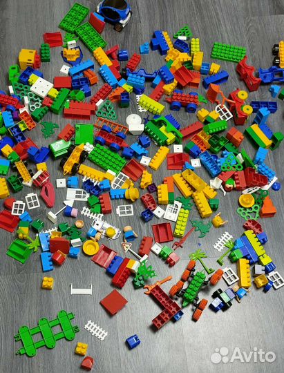 Конструктор Bauer 300 деталей