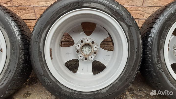Комплект зим. колес BMW в сборе R16