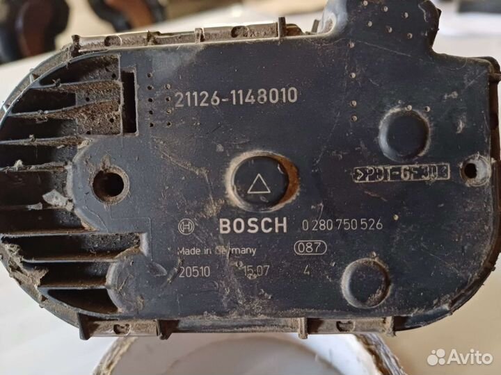 Дроссельная заслонка 21126-1148010 Bosch