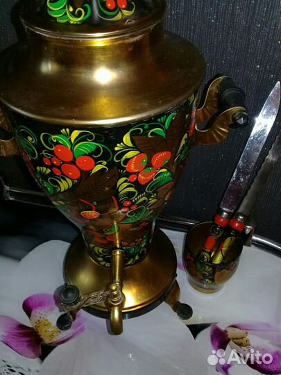 Чайник хохлома