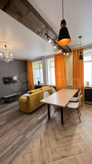 2-к. квартира, 40 м², 1/3 эт.