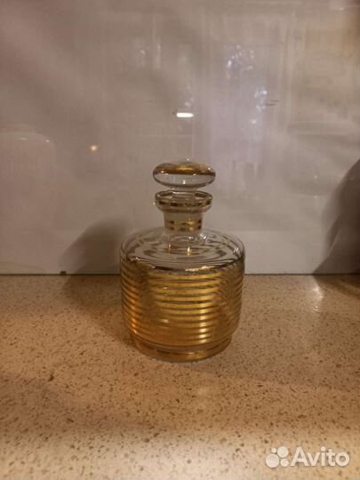 Флакон с притертой пробкой