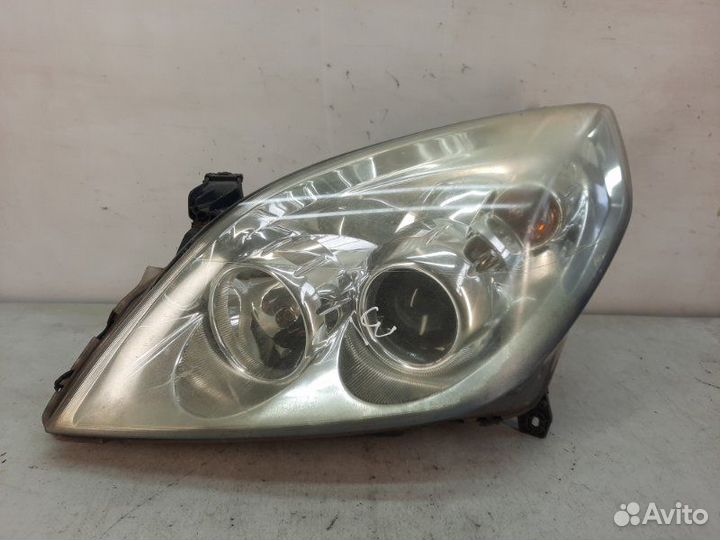 Фара передняя левая Opel Vectra универсал 1.8