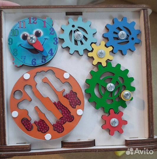 Бизиборд домик со светом, небольшой