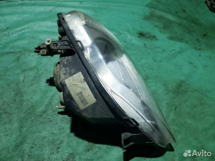Фара передняя левая Renault Logan 1 1.4 2010