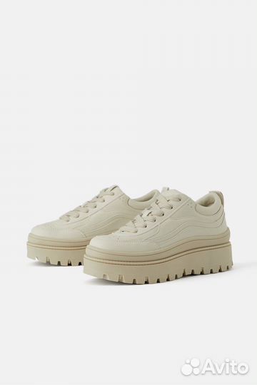 Кроссовки zara