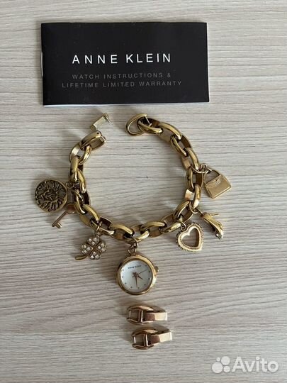 Часы женские Anne klein