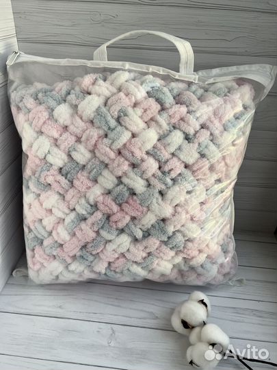 Плед детский вязаный