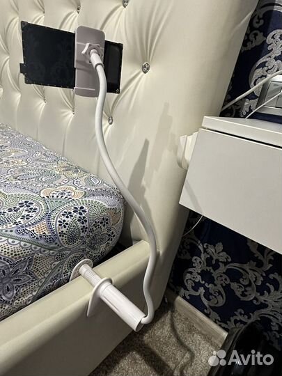 Держатель для телефона на штативе