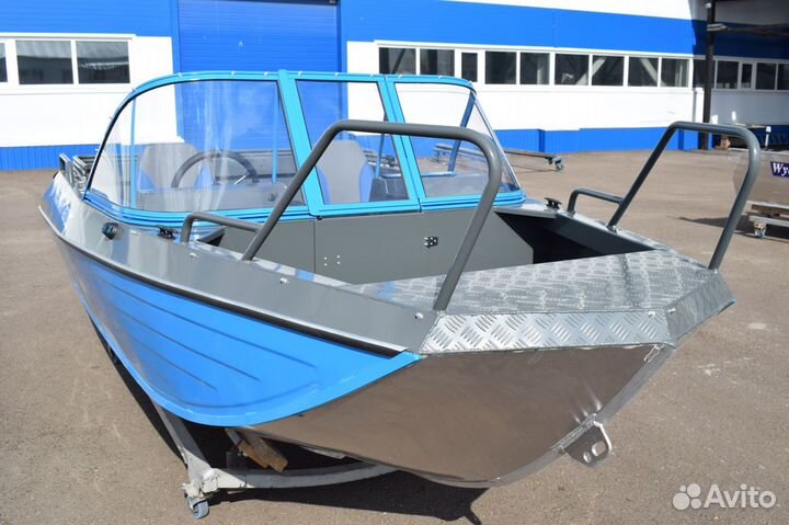 Новая моторная лодка Неман 450 DC с оборудованием