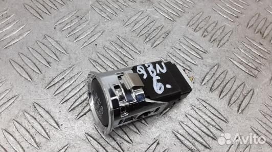 Кнопка запуска двигателя toyota corolla verso 2 (9