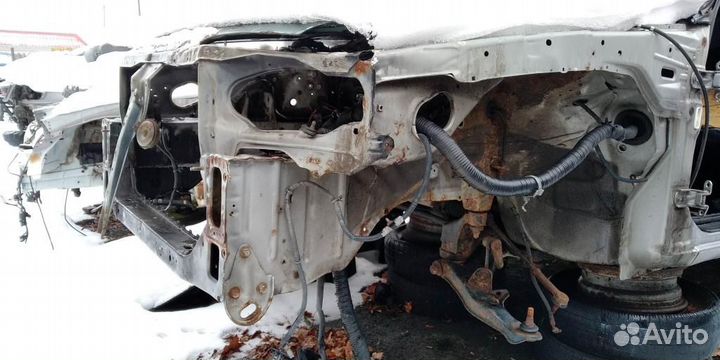 Панель передняя Nissan Maxima CA33