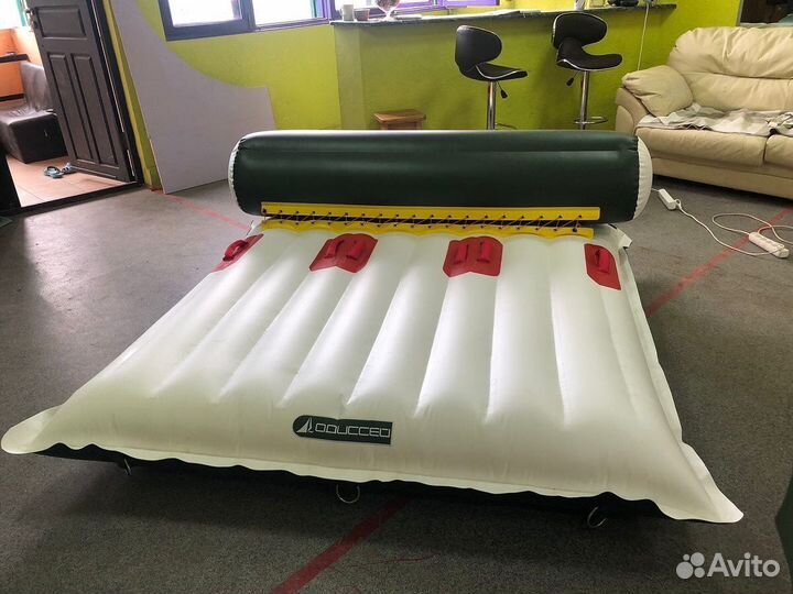 Водный диван