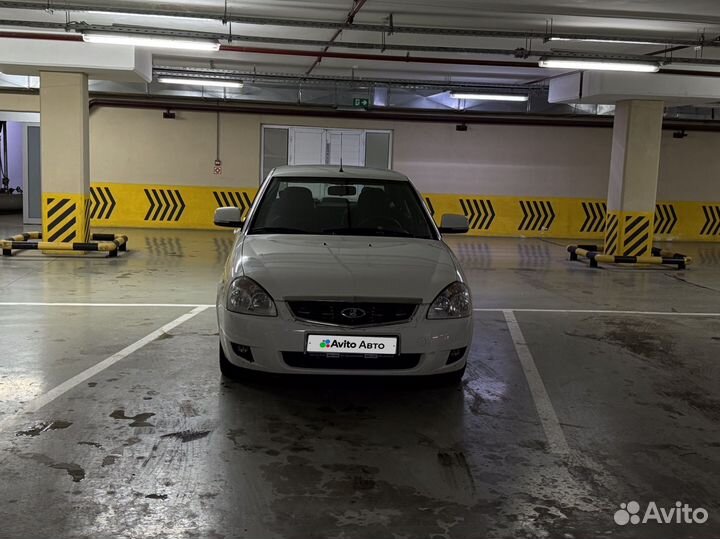 LADA Priora 1.6 МТ, 2017, 323 000 км