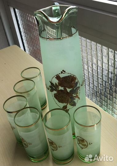 Кувшин цветное стекло/графин Богемия, Чехия