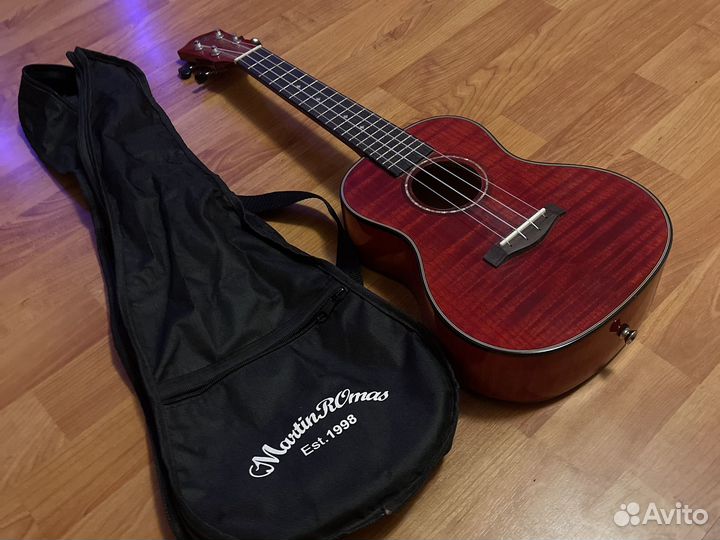 Укулеле Martin Romas