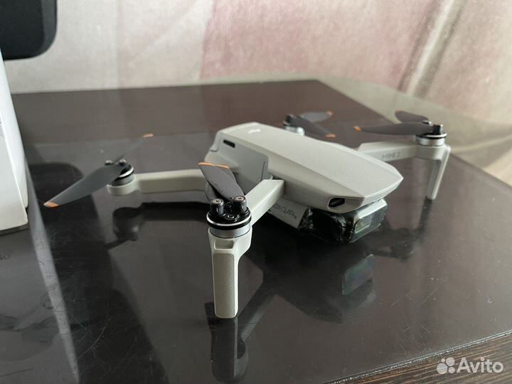 Квадракопрер dji mavic mini 2 (combo)