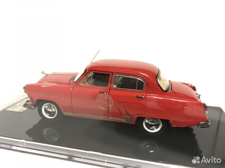 Волга газ-М21 2-я серия красный 1/43