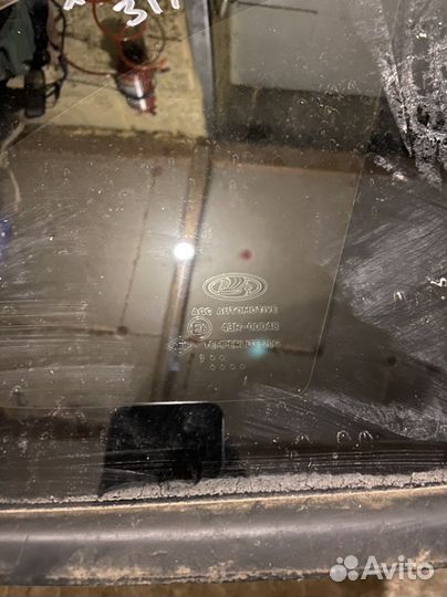 Форточка задняя правая LADA X-Ray