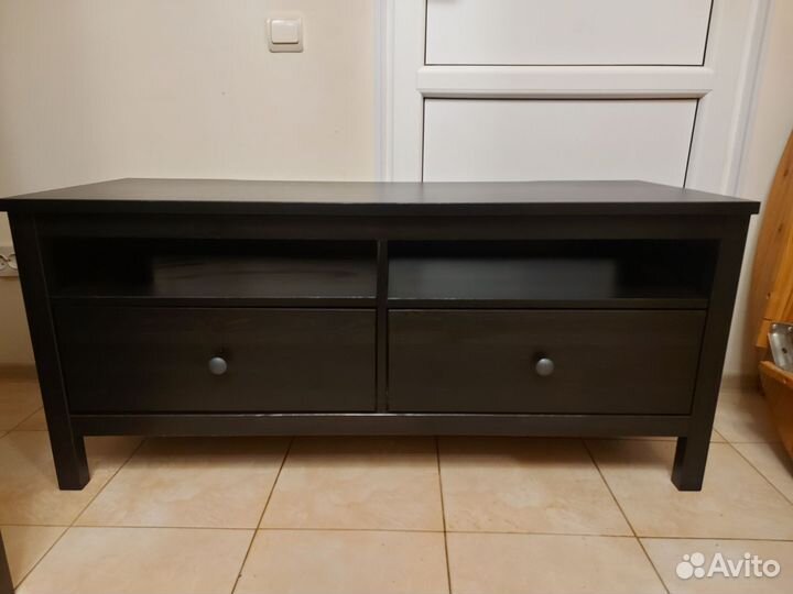 Тумба под телевизор IKEA хемнэс